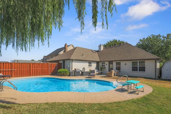 Property Photo:  3104 Mimosa Way  AR 72712 