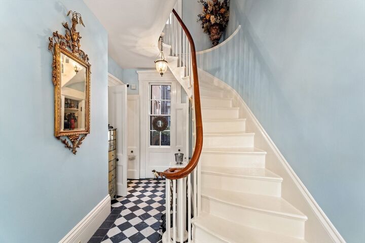 Property Photo:  133 Myrtle St  MA 02114 