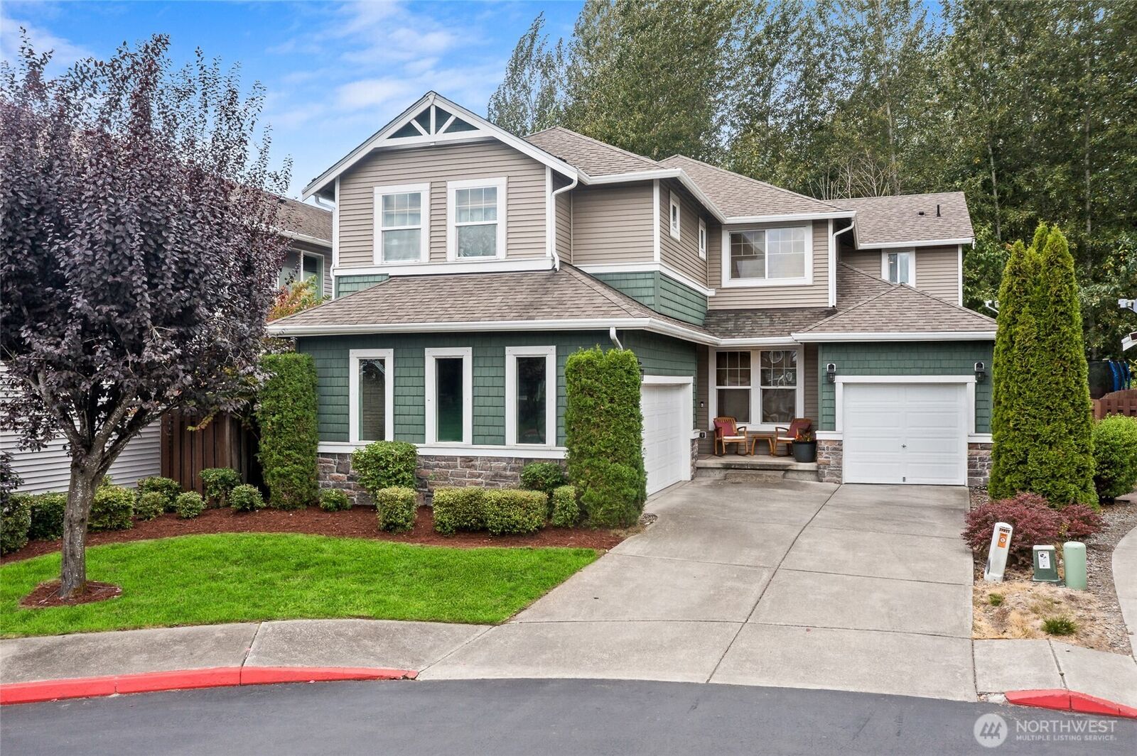 Property Photo:  21611  46th Place S  WA 98032 
