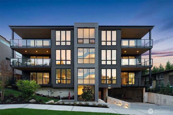 238  4th Avenue 200  Kirkland WA 98033 photo