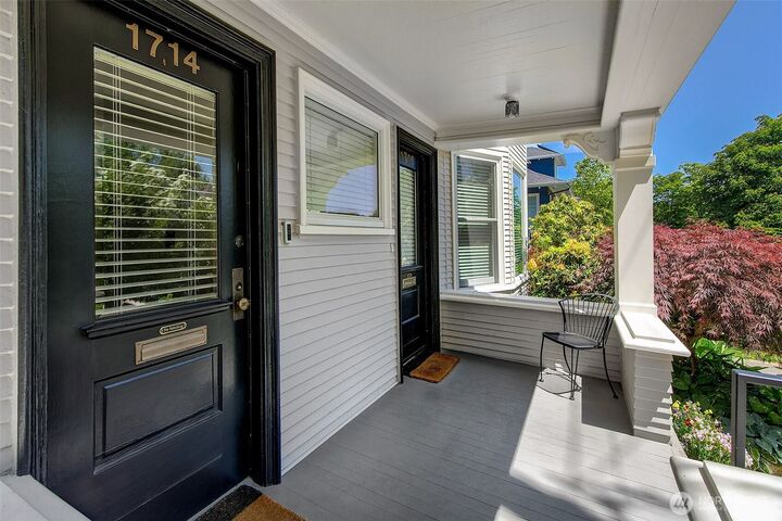 Property Photo: 1714 E Highland Drive 1714 WA 98112