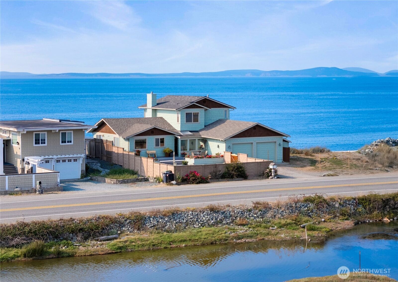 Property Photo: 2597 W Beach Road WA 98277
