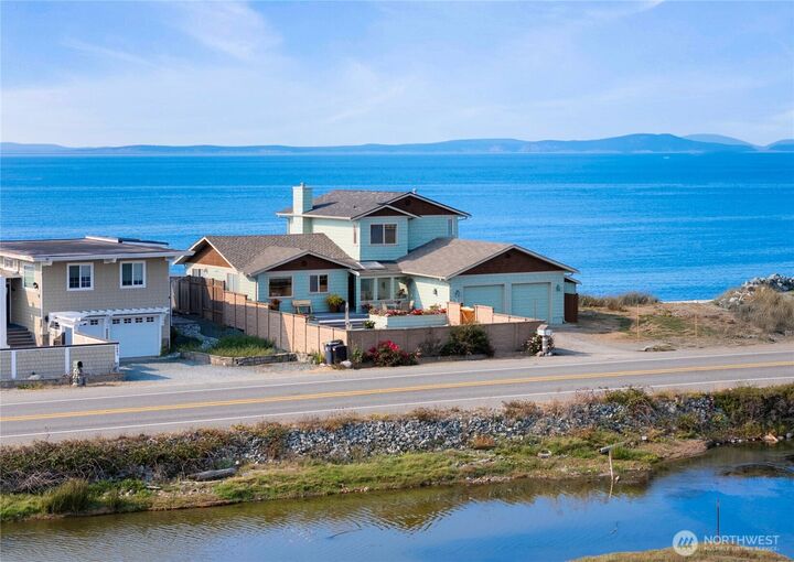 2597  West Beach Road  Oak Harbor WA 98277 photo