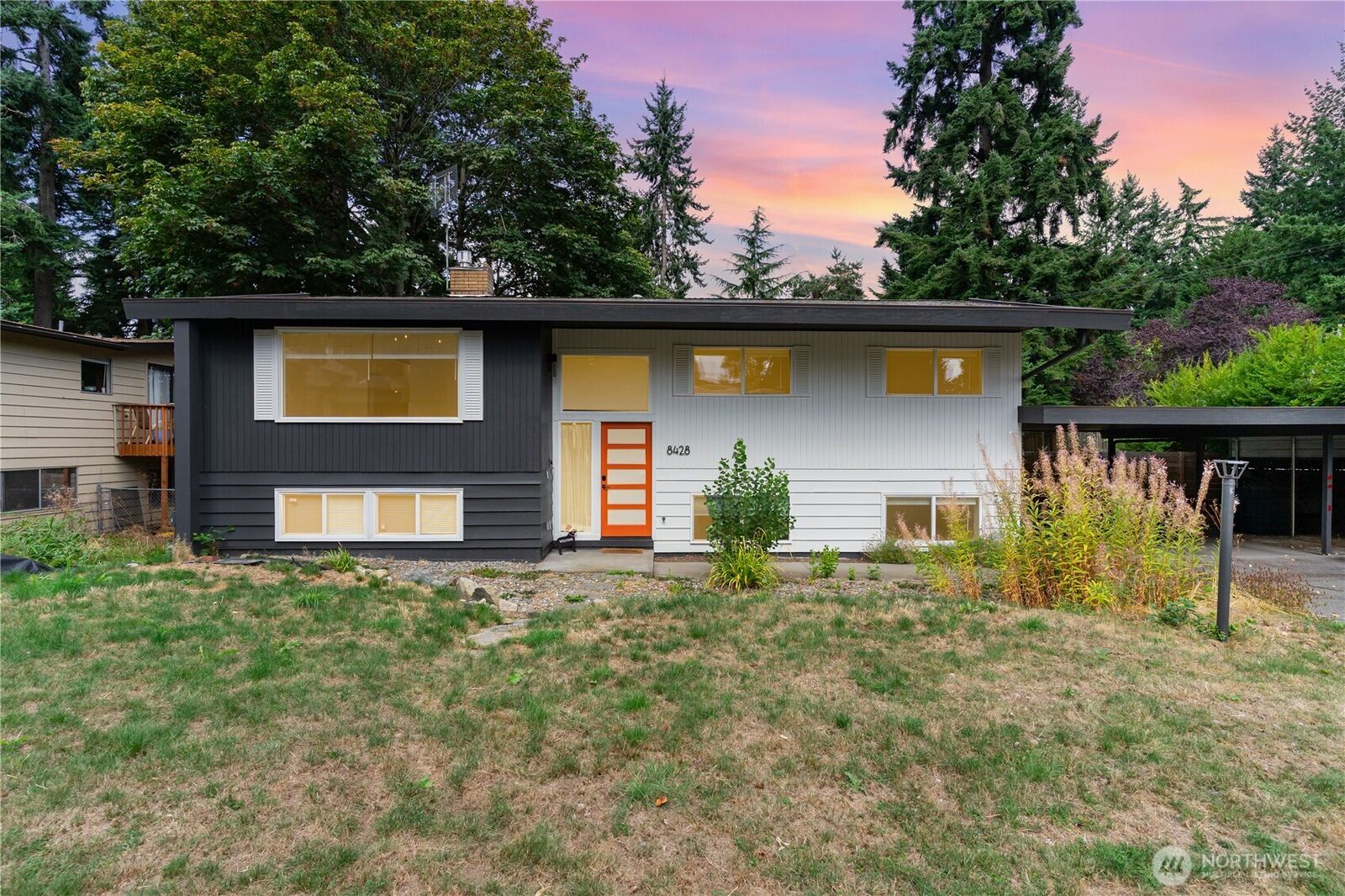 Property Photo: 8428 NE 132nd Place WA 98034