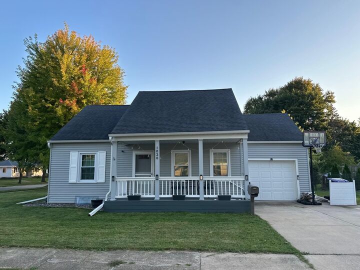 Property Photo:  1020 Franklin Street  WI 54115 