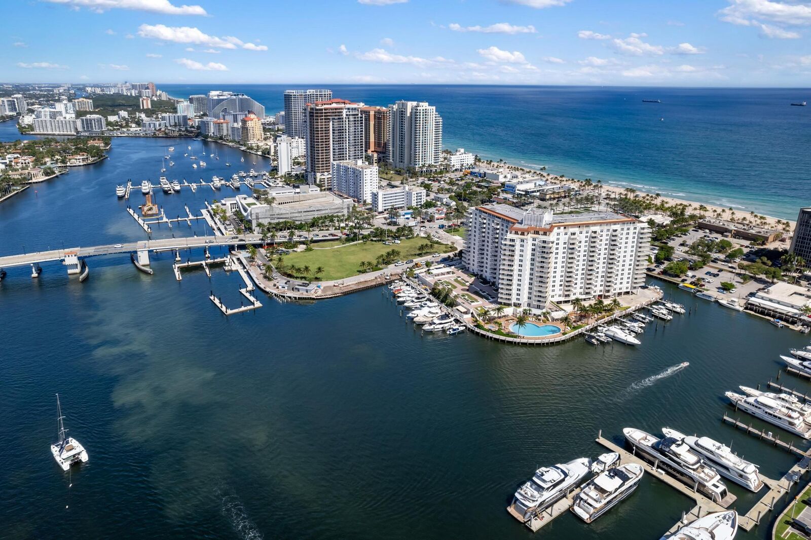 Property Photo:  1 Las Olas Circle 108  FL 33316 