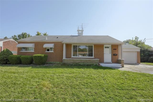 Property Photo:  23080 Marine Avenue  MI 48021 