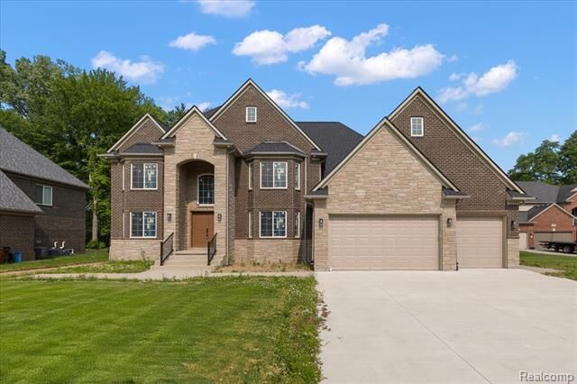 56350 Willow Creek Boulevard  Shelby Twp MI 48316 photo
