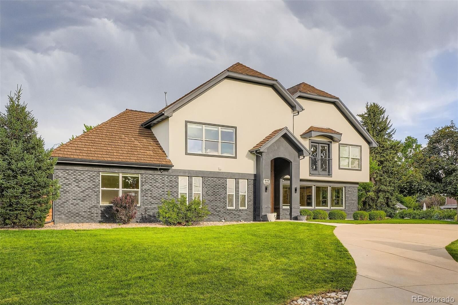 Property Photo:  22 Rangeview Drive  CO 80215 