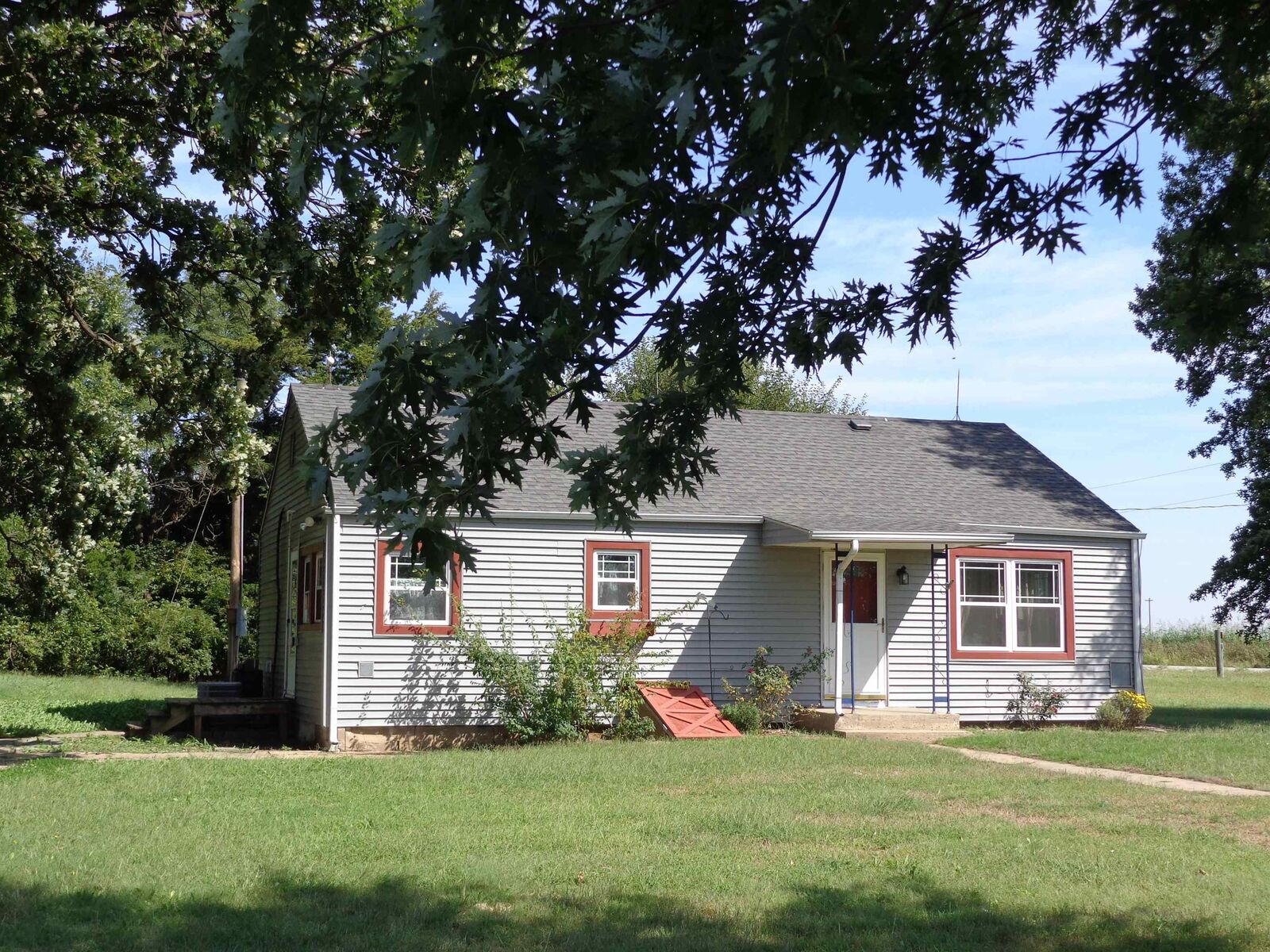 Property Photo:  1217 S Mayfield  KS 67022 