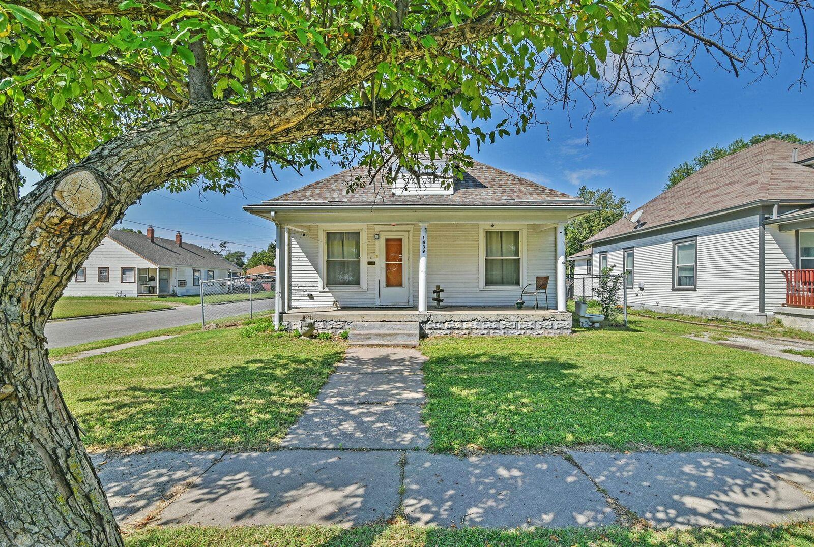 Property Photo:  1439 S Saint Francis Ave  KS 67211 