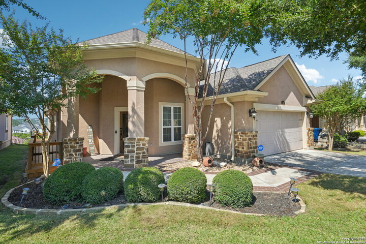 Property Photo: 8123 Poconos Run TX 78255