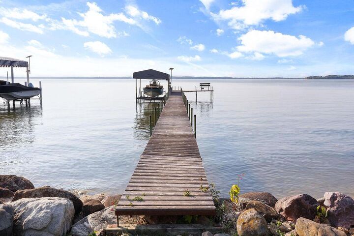 57 Fuller Drive  Madison WI 53704 photo