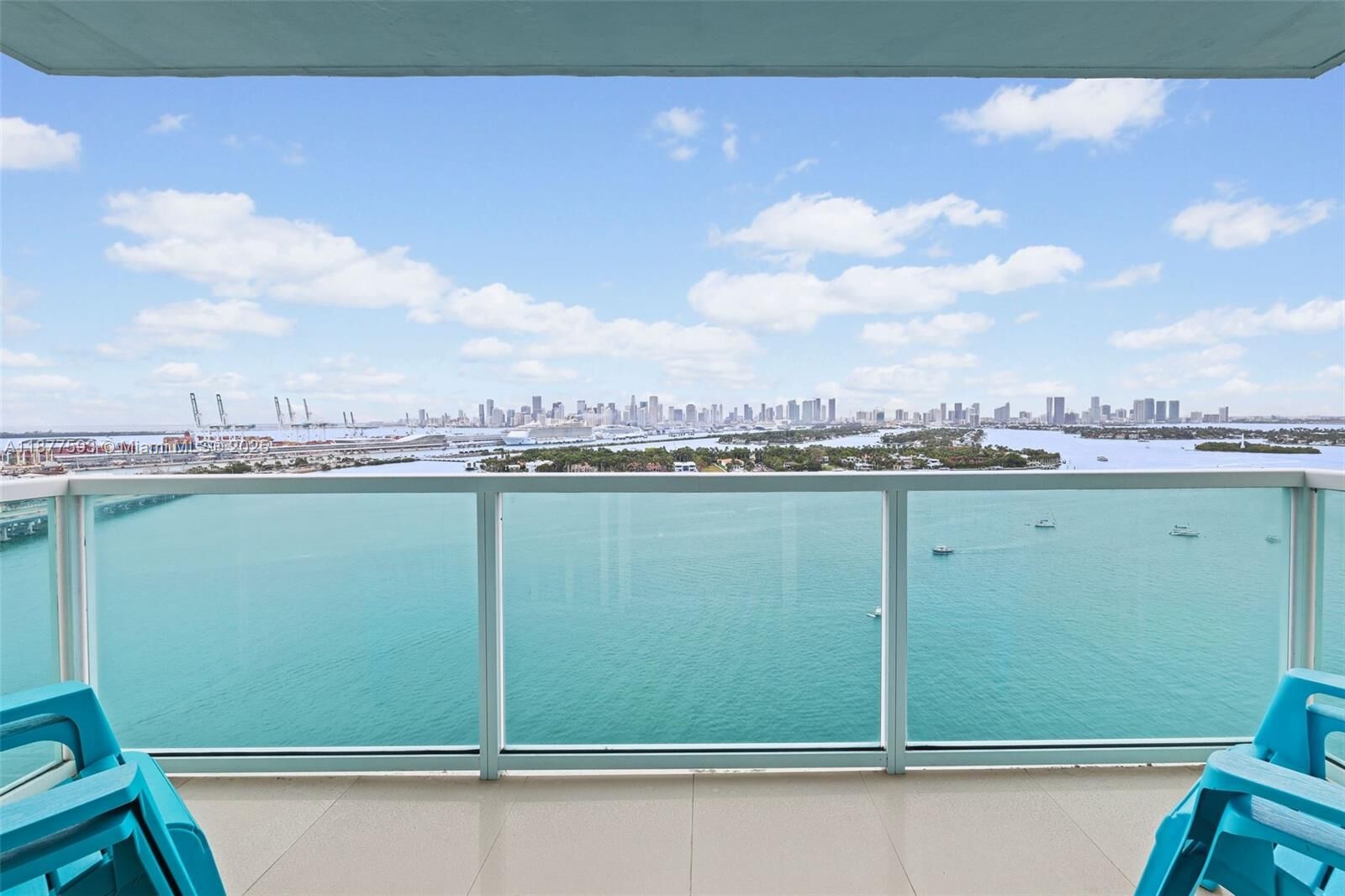 Property Photo:  650 West Ave 2407  FL 33139 