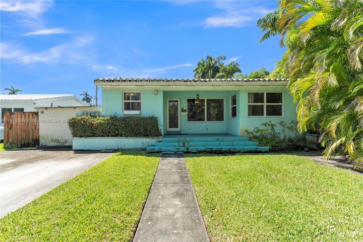 1146 Polk St  Hollywood FL 33019 photo