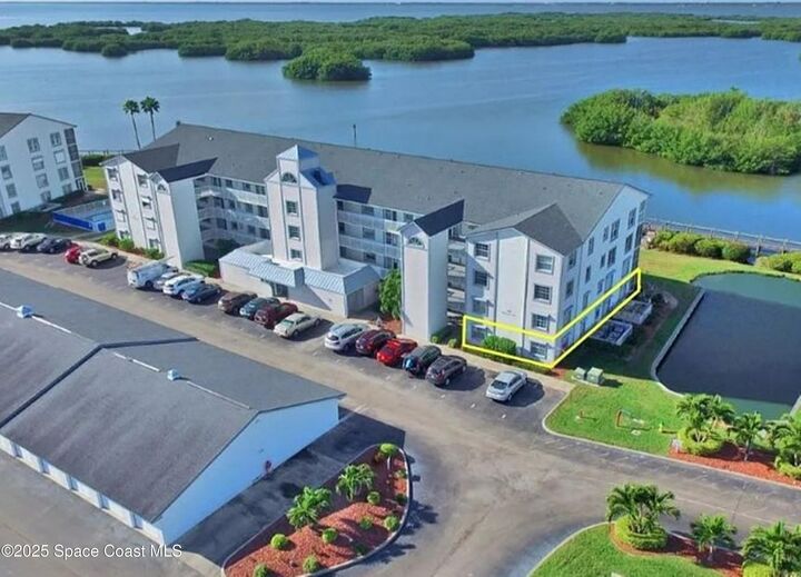 Property Photo:  580 S Brevard Avenue  FL 32931 