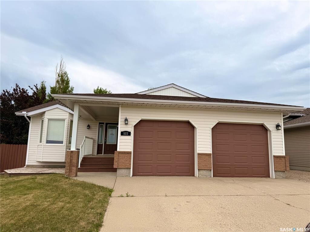 Property Photo:  522 Battleford Trail  SK S9H 5C6 