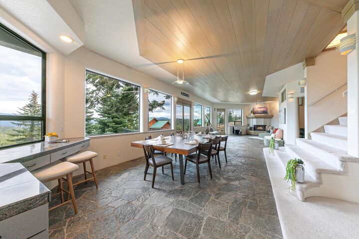 Property Photo: 13180 Skislope Way CA 96161-0000
