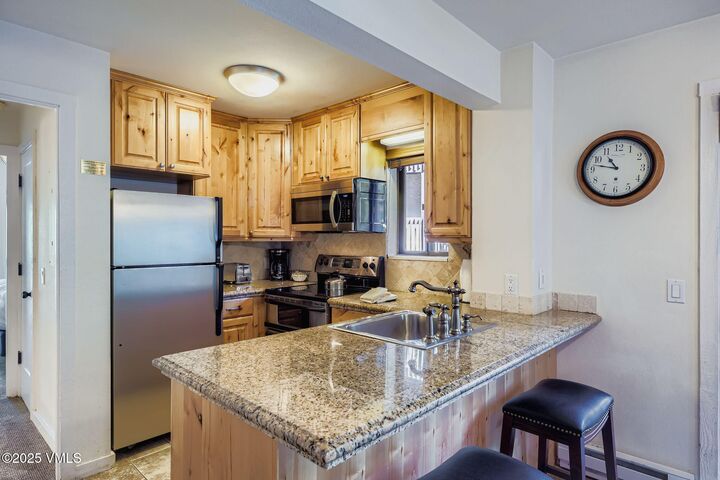 Property Photo:  4680 Vail Racquet Club Drive 14  CO 81657 