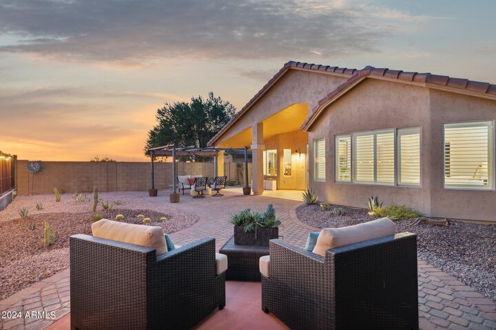 Property Photo: 10109 E Trailhead Court AZ 85118