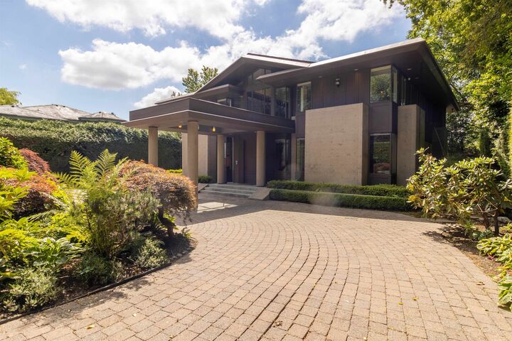 Property Photo: 1178 Laurier Avenue BC V6H 1Y5