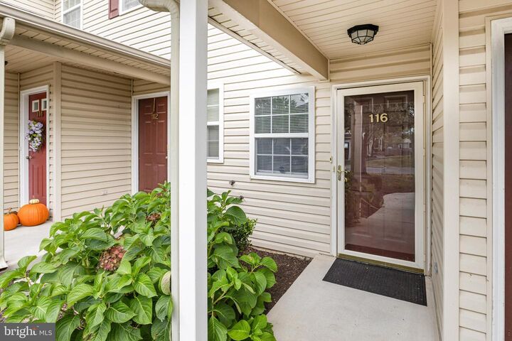 Property Photo:  116 Sparrow Road  PA 17036 
