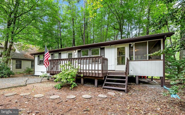 Property Photo:  22 Cresthaven Drive  MD 21811 