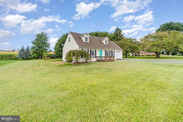 Property Photo:  1215 Shetland Circle  PA 17519 