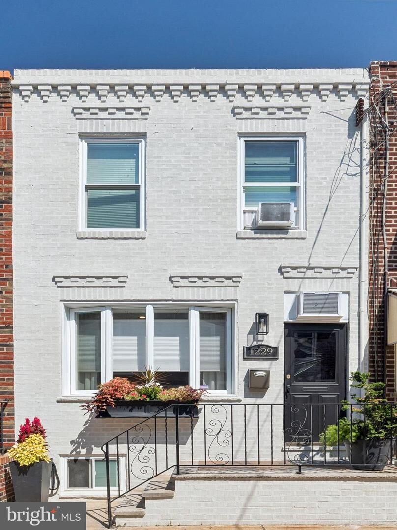Property Photo:  1229 Emily  PA 19148 
