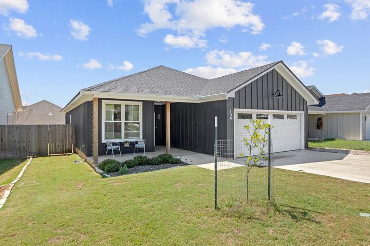 Property Photo:  109 Feather Way  TX 78624 