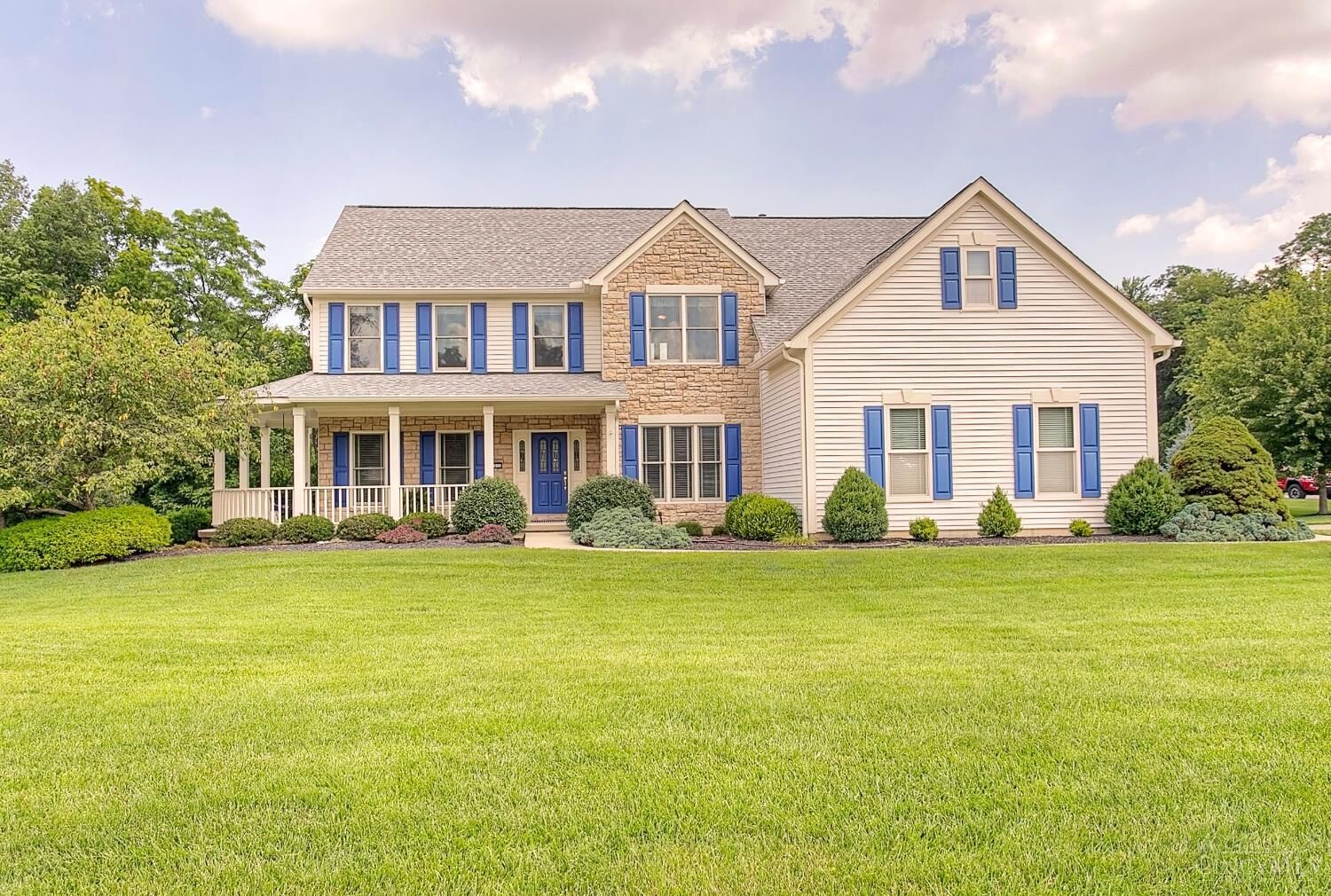 Property Photo:  1516 Woodstrail Lane  OH 45140 