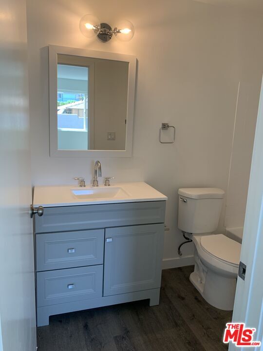 Property Photo:  8923 Orion Ave  CA 91343 