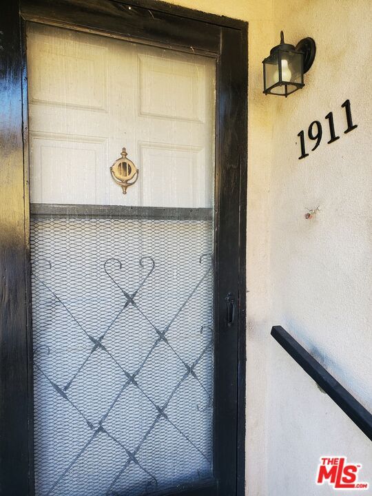 Property Photo: 1911 Chickasaw CA 90041
