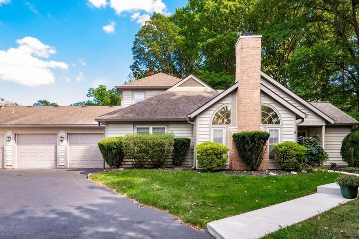 Property Photo:  423 Hidden Ravines Drive  OH 43065 