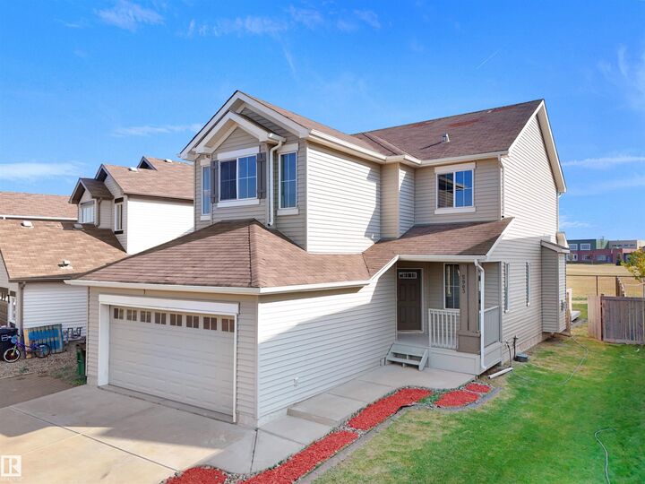 5903 12 Avenue SW  Edmonton AB T6X 0T2 photo