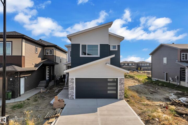 8913 Mayday Way SW  Edmonton AB T6X 3E6 photo
