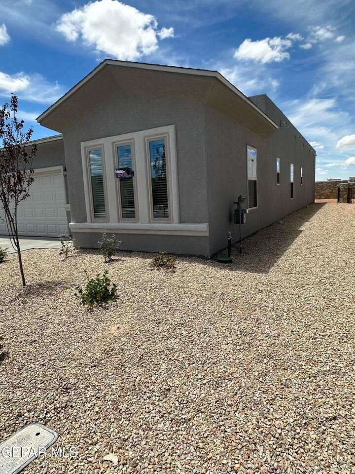 Property Photo:  13809 Centro Vista Avenue  TX 79928 