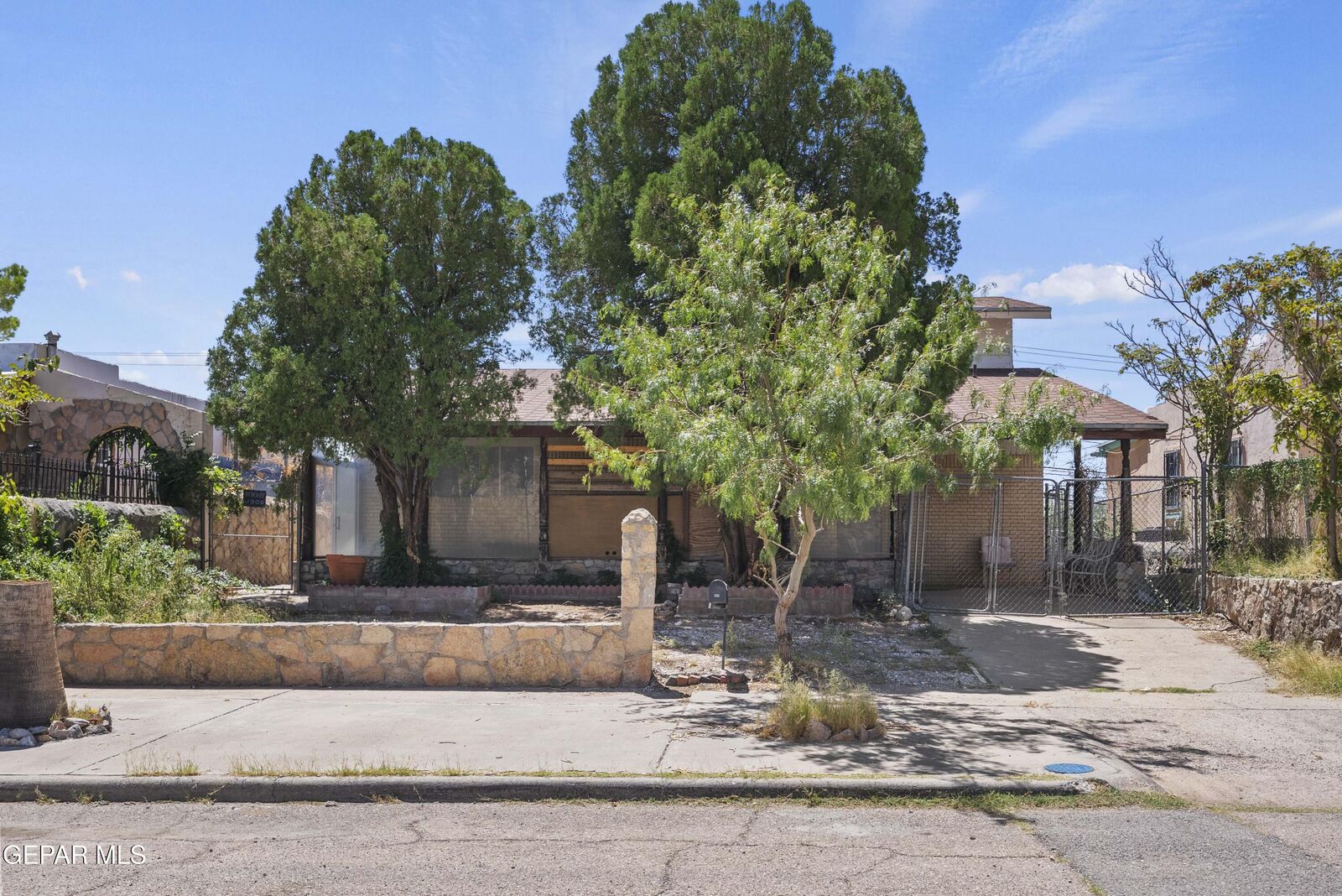 Property Photo:  2312 San Jose Avenue  TX 79930 