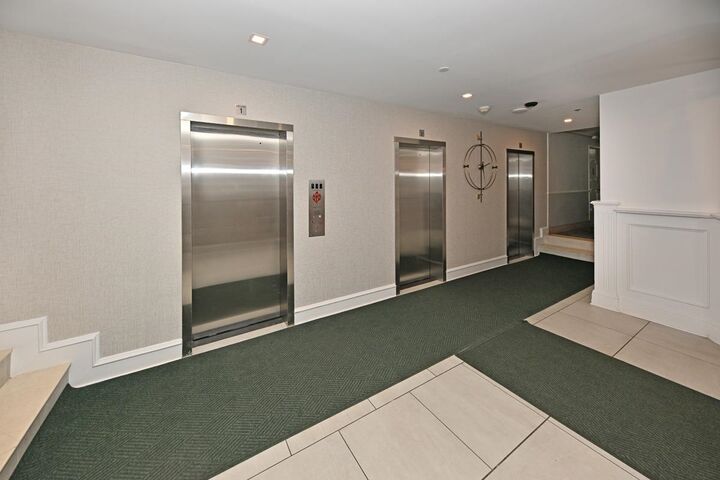 Property Photo:  225 St Pauls Ave 4R  NJ 07306 