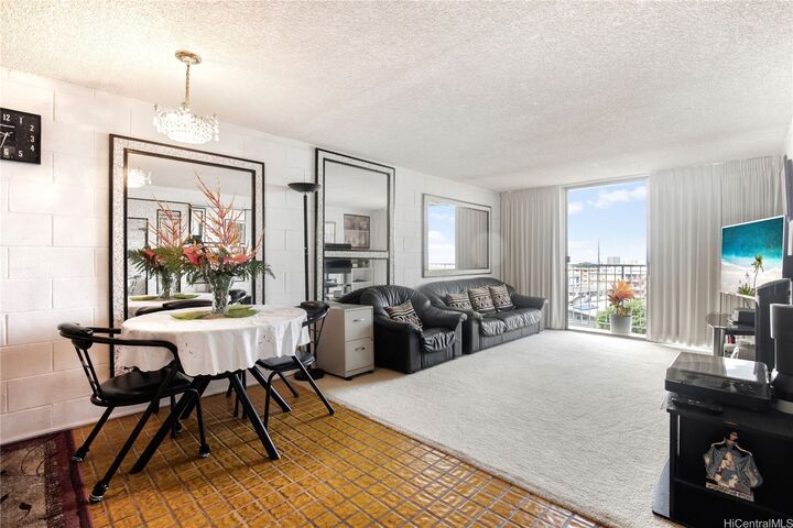 Property Photo:  647 Kunawai Lane A507  HI 96817 