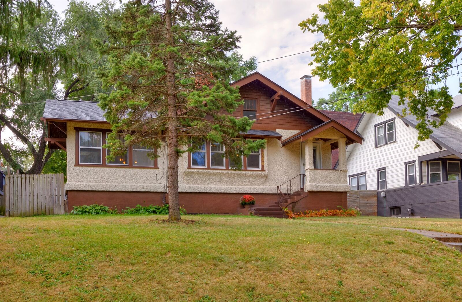 Property Photo: 3308 Crescent Drive IA 50312