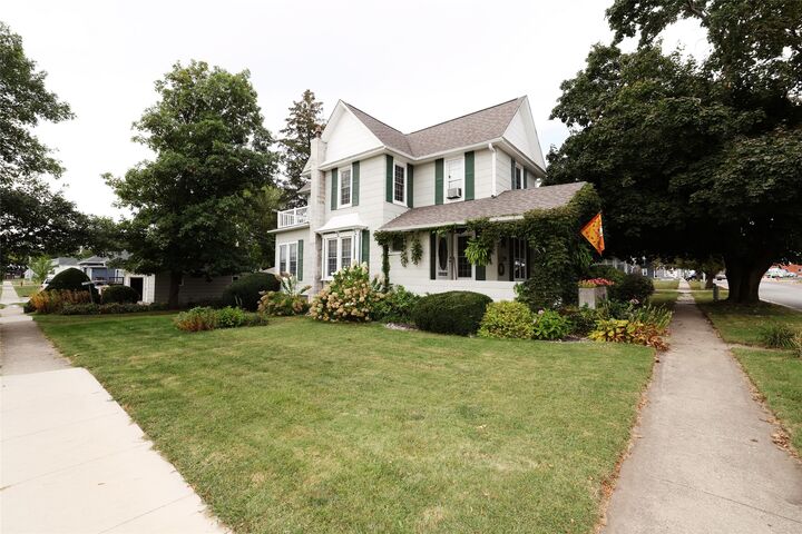 216 E Second Street  Madrid IA 50156 photo