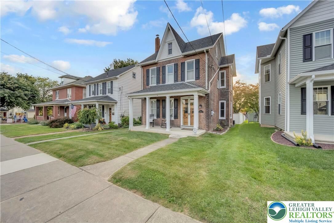 Property Photo:  234 S Broad Street  PA 18064 