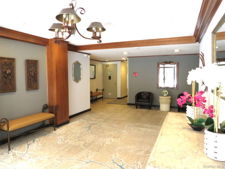 Property Photo:  33 Barker Avenue 5G  NY 10601 
