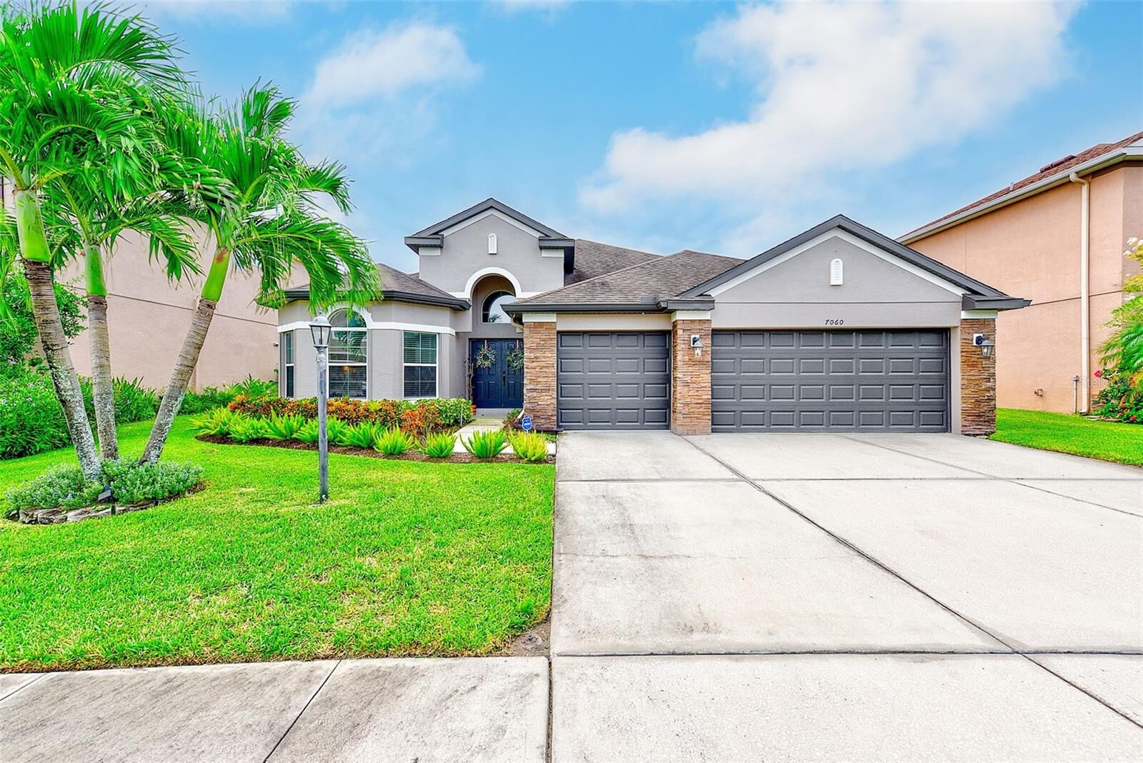 Property Photo:  7060 88th Avenue N  FL 33782 