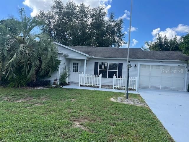 Property Photo:  2016 Cordero Court  FL 32159 