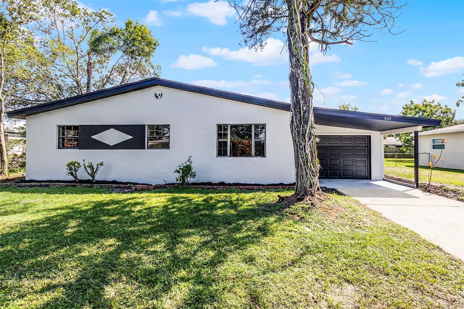 Property Photo:  309 Cornell Avenue  FL 32901 