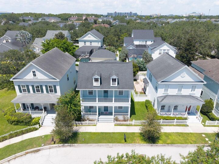 Property Photo: 205 Norfolk Place FL 34747