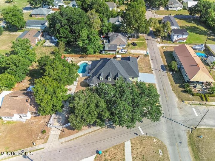 Property Photo: 701 42nd Avenue MS 39501