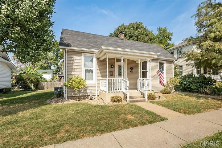 Property Photo:  407 Houston Street  MO 63301 